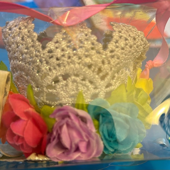 Toby Crown for Newborn 1st Birthday Photoshoot - Picture 3 of 7